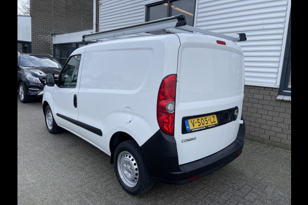 Opel Combo 1.3 CDTi L1H1 Edition / vaste prijs rijklaar € 9950 ex btw / lease vanaf € 182 / airco / imperial / schuifdeur / lat om lat betimmering / euro 6 diesel !