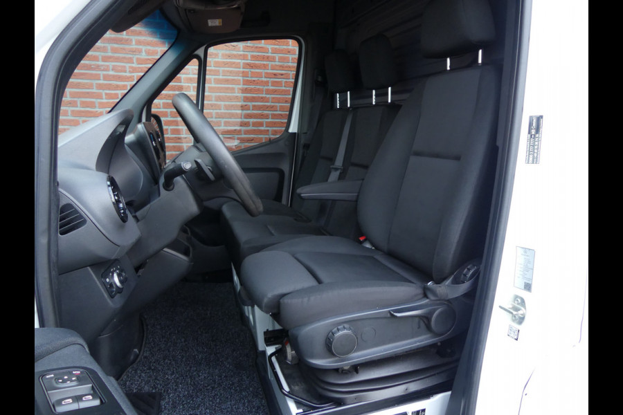 Mercedes-Benz Sprinter 319 CDI V6 L3H2 Trekgewicht 3500KG Camera/Airco