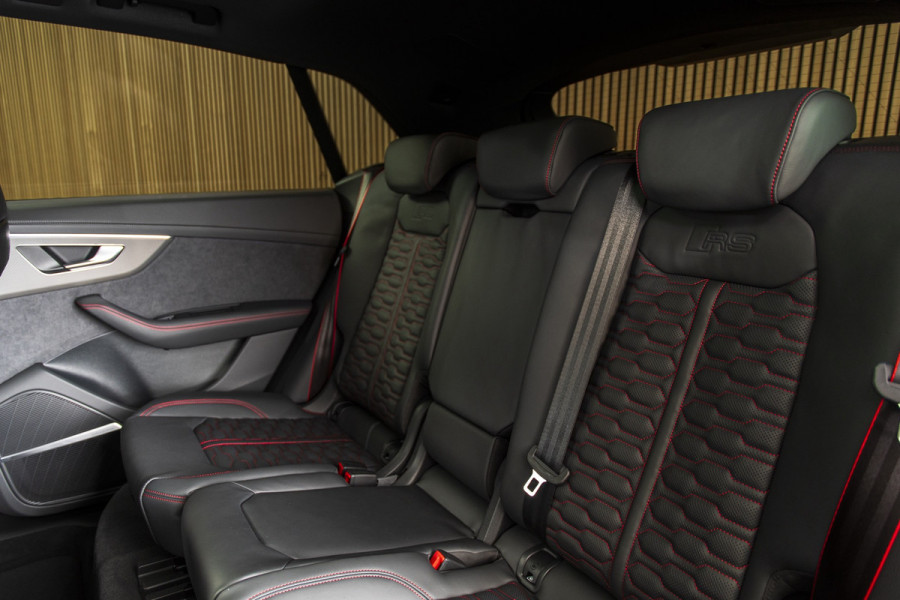 Audi RS Q8 4.0 TFSI quattro PANO-23"-B&O-MASSAGE