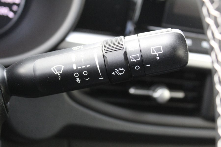 Kia Picanto 1.0 DPi DynamicLine 5deurs Airco , Apple carplay , Cruise control , Camera Lm velgen , Bluetooth.