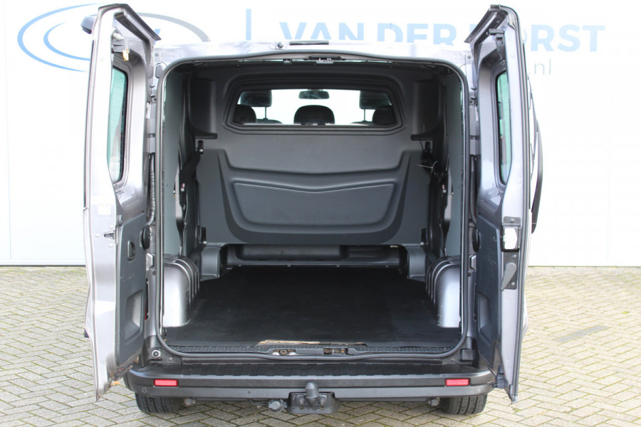 Fiat Talento 1.6-145pk MJ EcoJet L2H1 Dubb. Cabine SX. Nette, goed onderhouden wagen die u nog jaren tot dienst kan zijn. Airco, cruise control, camera, parkeersensoren, navigatie, telefoonvoorb., LM wielen, Isofix, trekhaak, metallic lak, cruise cntrl, schuifdeur li+re etc.