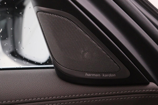 BMW 7 Serie 740e iPerformance | Adaptive Cruise | Harman Kardon | Camera | Comfortstoelen | Park Assist | Carplay | Stoelverwarming
