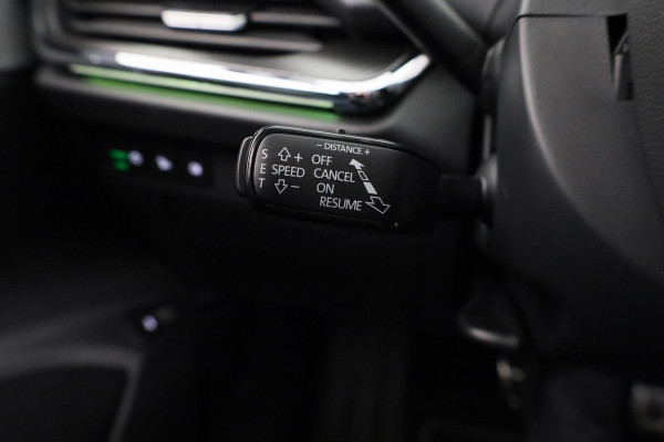 Škoda ENYAQ Coupé iV 60 Sportline 180pk Parkeercamera | Panoramadak | Navigatie | Blind-spot | Park-assist | Leder/alcantara