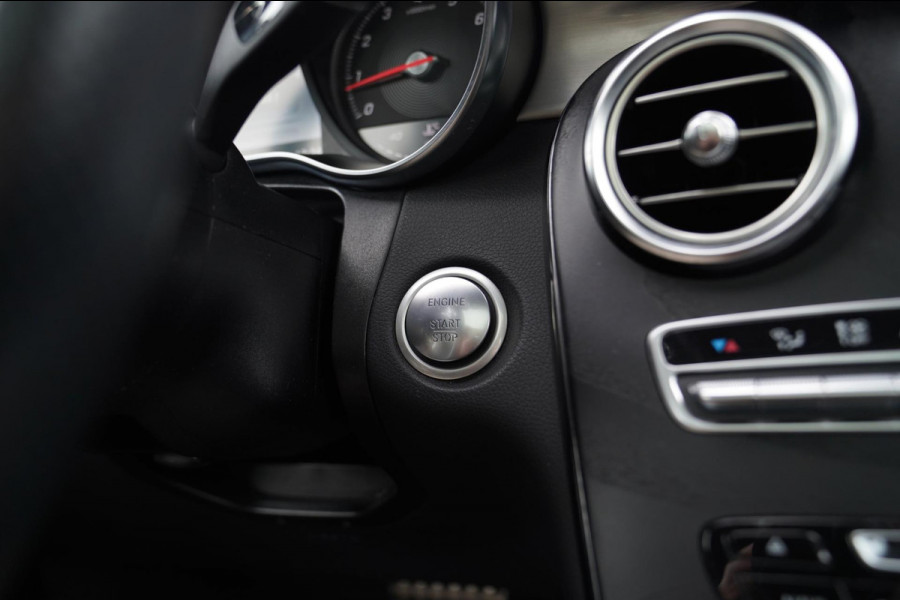 Mercedes-Benz GLC 250 4MATIC AMG Sport Edition Premium | 63S AMG LOOK |Panorama | Trekhaak | Stoelverwarming | LED | Camera