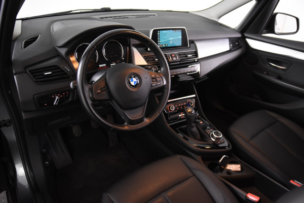 BMW 2 Serie Gran Tourer 216i *Navigatie*Stoelverwarming*Park Assist*