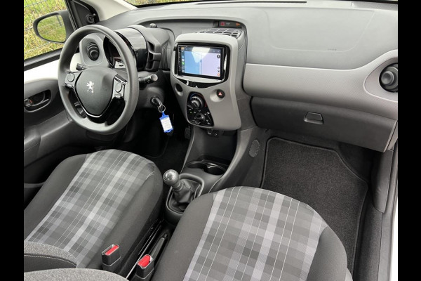 Peugeot 108 1.0 e-VTi Camera, Airconditioning, Apple CarPlay, Navigatie, Bluetooth, 1e eigenaar en Boekjes aanwezig