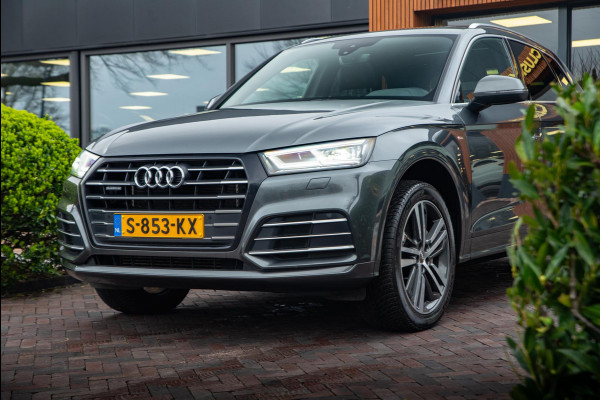 Audi Q5 55 TFSI e quattro Competition Panoramadak Leer 20"LM