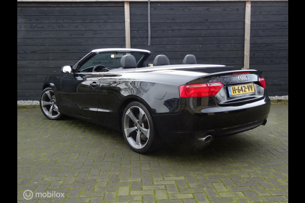 Audi A5 Cabriolet 177 PK / S-line vol leder / FM NAV / 18" / Afn.trekhaak / Automaat / 116.880 KM!!!