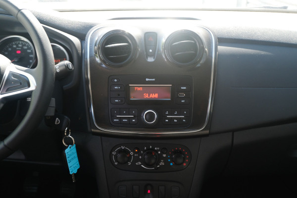 Dacia Sandero 90 Pk 0.9 TCe Ambiance / Bwj 2018 / Airco / Elektrische ramen / Stuurbekr. / Radio/CD MP3 /