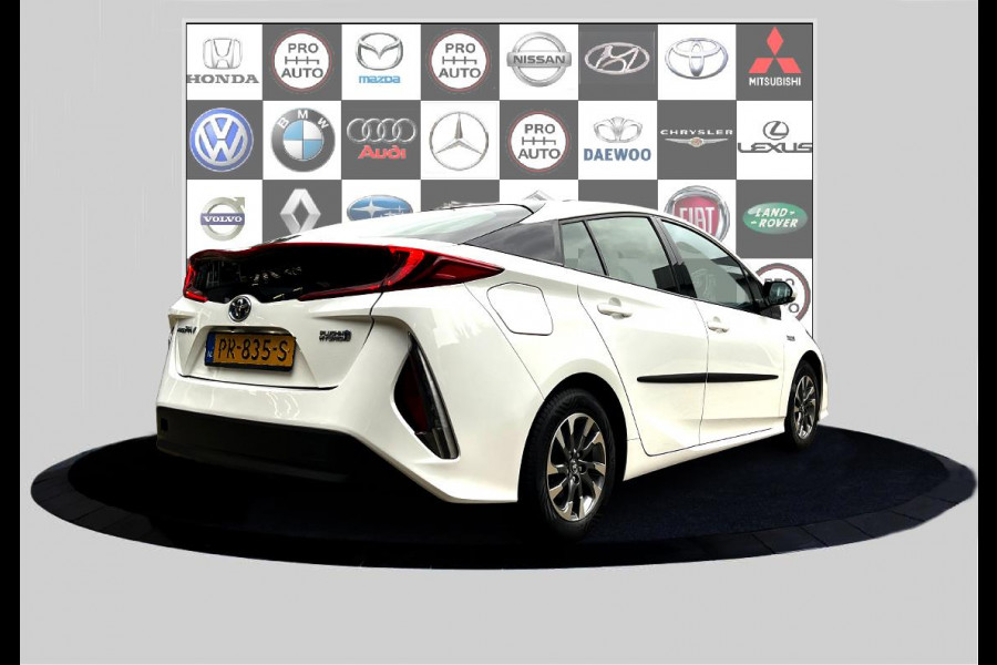 Toyota Prius 1.8 Plug-in Business Plus Camera_Navi_Headsup_Lane dep