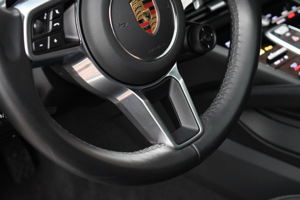 Porsche Cayenne Coupé 3.0 e-Hybrid 470pk Pano Luchtv ACC Bose Chrono 21inch