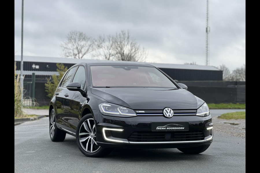 Volkswagen e-Golf Automaat Keyless|Camera|Dynaudio|DAB+|AppleCarplay|Adaptive Cruise|Front assist