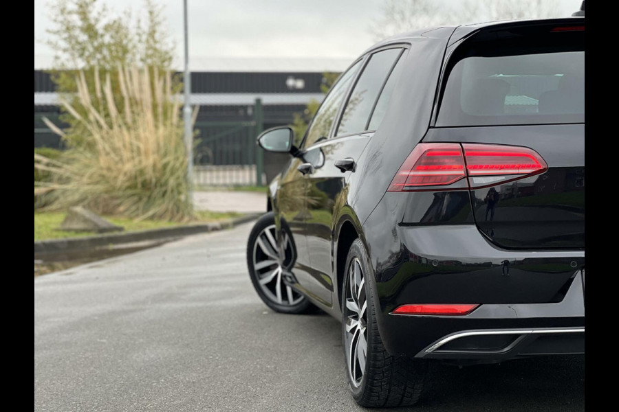 Volkswagen e-Golf Automaat Keyless|Camera|Dynaudio|DAB+|AppleCarplay|Adaptive Cruise|Front assist