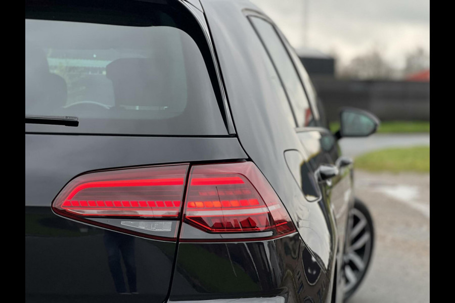 Volkswagen e-Golf Automaat Keyless|Camera|Dynaudio|DAB+|AppleCarplay|Adaptive Cruise|Front assist