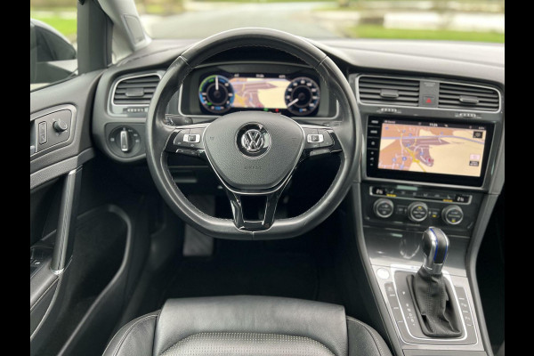 Volkswagen e-Golf Automaat Keyless|Camera|Dynaudio|DAB+|AppleCarplay|Adaptive Cruise|Front assist