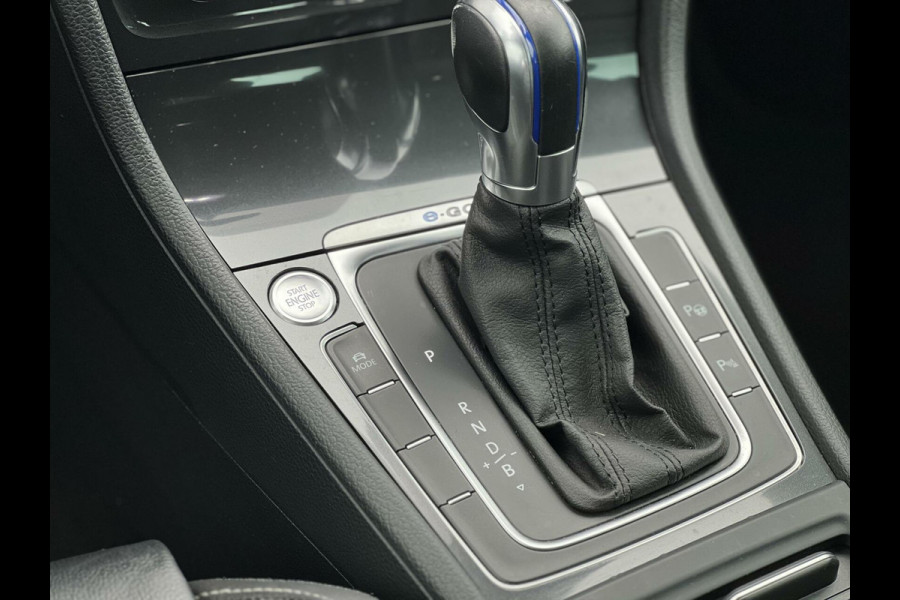 Volkswagen e-Golf Automaat Keyless|Camera|Dynaudio|DAB+|AppleCarplay|Adaptive Cruise|Front assist