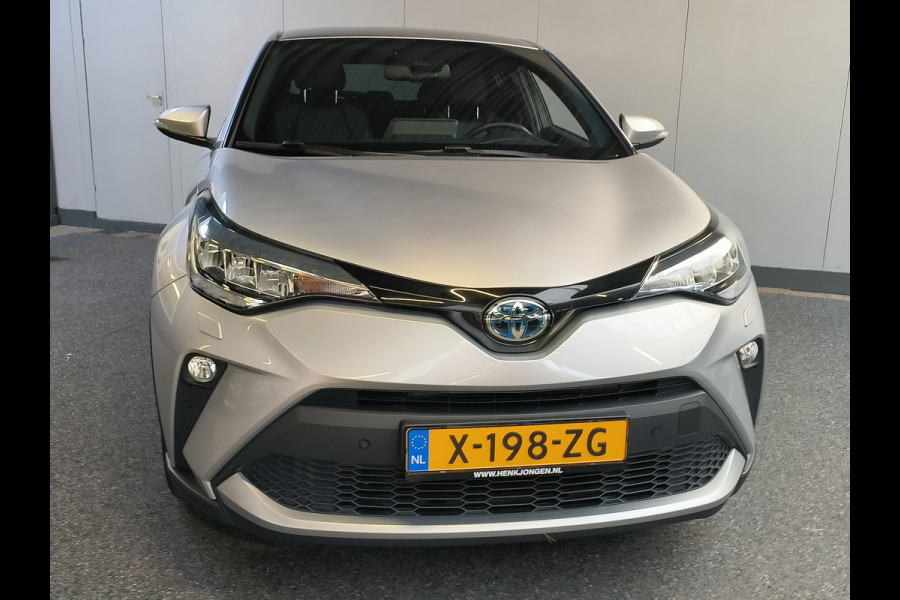 Toyota C-HR 1.8 Hybrid Dynamic uit 2022 Rijklaar + 12 maanden Bovag-garantie  Henk Jongen Auto's in Helmond,  al 50 jaar service zoals 't hoort!