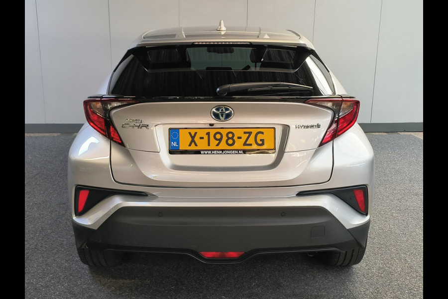 Toyota C-HR 1.8 Hybrid Dynamic uit 2022 Rijklaar + 12 maanden Bovag-garantie  Henk Jongen Auto's in Helmond,  al 50 jaar service zoals 't hoort!