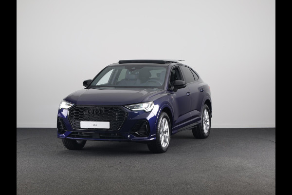 Audi Q3 Sportback 45 TFSI e S Edition Exclusive kleur: Misticblau perleffect