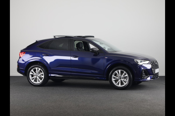 Audi Q3 Sportback 45 TFSI e S Edition Exclusive kleur: Misticblau perleffect