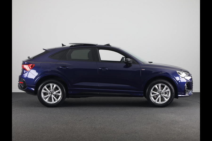 Audi Q3 Sportback 45 TFSI e S Edition Exclusive kleur: Misticblau perleffect