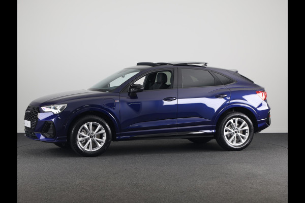 Audi Q3 Sportback 45 TFSI e S Edition Exclusive kleur: Misticblau perleffect