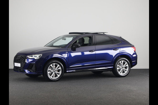 Audi Q3 Sportback 45 TFSI e S Edition Exclusive kleur: Misticblau perleffect