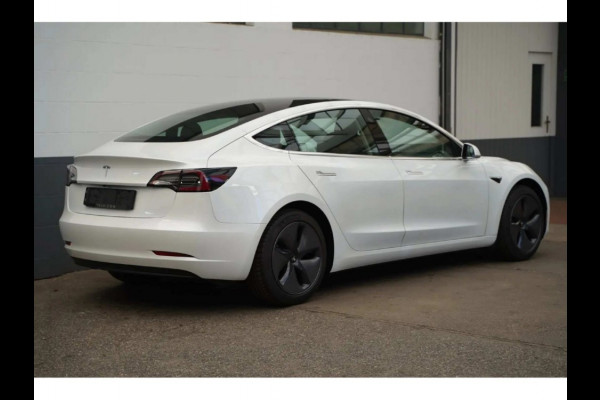 Tesla Model-3 53kWh 283pk Standard Range