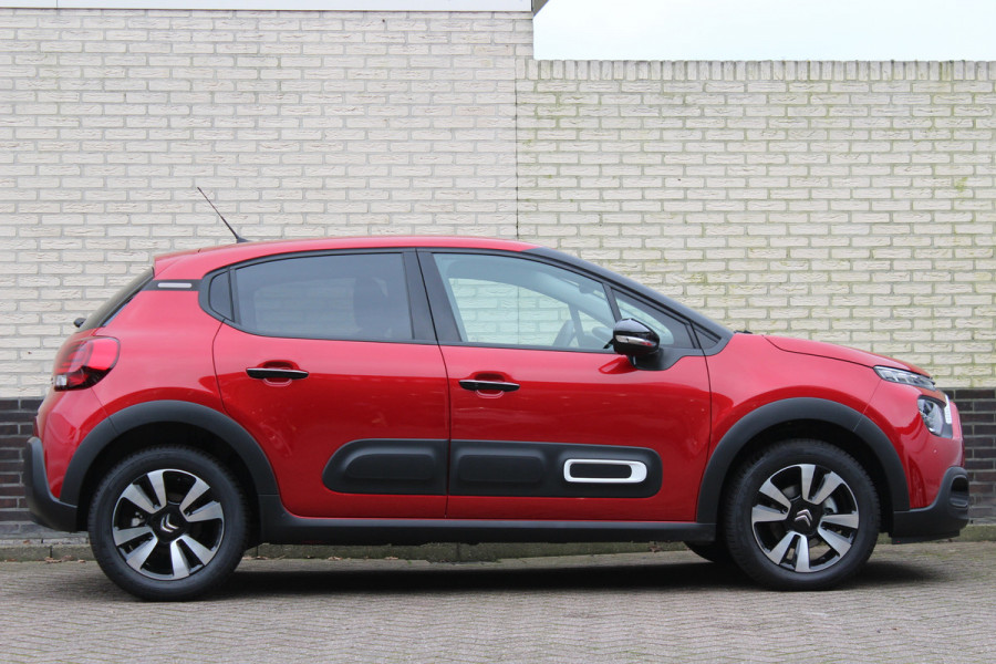 Citroën C3 1.2 PureTech Shine | ACTIEMAAND! | Navigatie | Keyless | Stoelverwarming