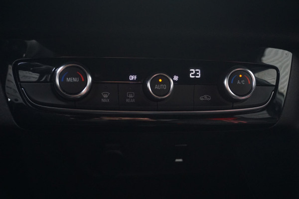 Opel Corsa 1.2 Turbo GS Line Automaat 130 PK | Navigatie | Bluetooth | 180° Achteruitrijcamera | Apple Carplay/Android Auto |