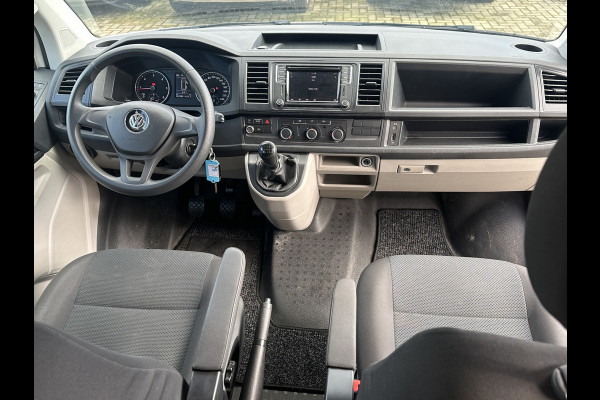 Volkswagen Transporter 2.0 TDI L2H1 150PK EURO6 DC Comfortline Plus Cruise control/trekhaak/carplay