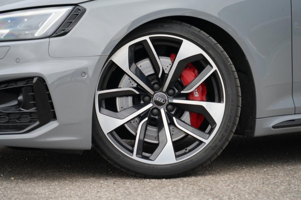 Audi RS4 Avant 2.9 TFSI Quattro / RS Dynamic pack / RS Sportuitlaat / RS Design pack / Panoramadak / B&O / Dealer onderhouden!