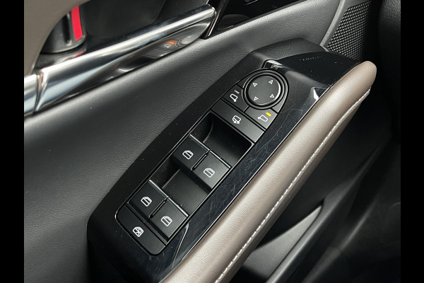 Mazda CX-30 2.0 SkyActiv-X M Hybrid Luxury | Trekhaak | Navi | CarPlay | Leder | Camera | ACC | LED | DAB+