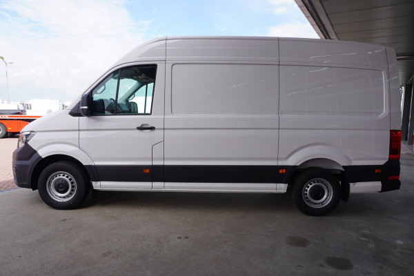 Volkswagen Crafter 35 2.0 TDI 140PK L3H3 Achterwiel Aandrijving DEMO Nr. V149 | Airco | Cruise | Apple CP & Android Auto | Trekhaak 3.000KG