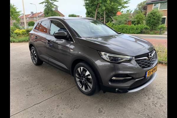 Opel Grandland X 1.2 Turbo Business Executive