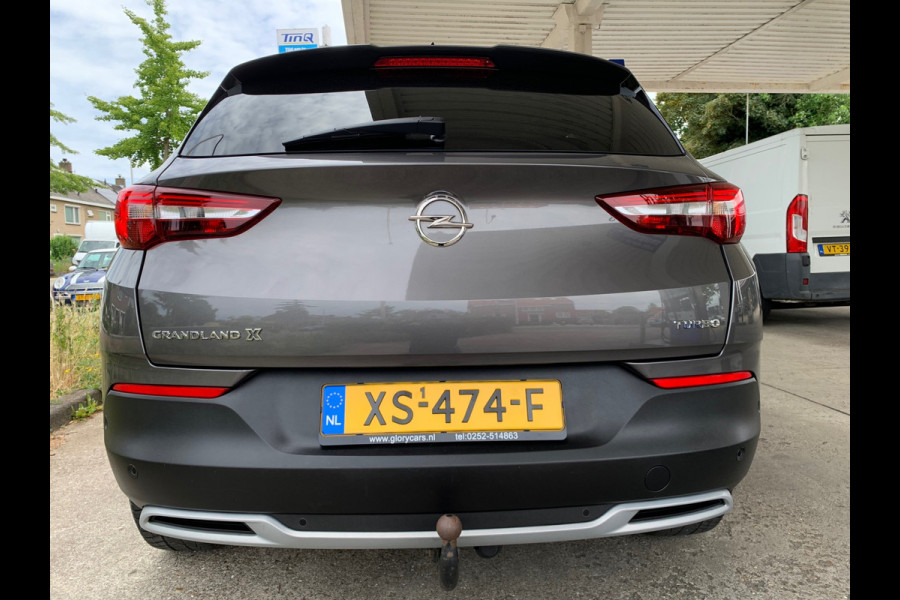 Opel Grandland X 1.2 Turbo Business Executive