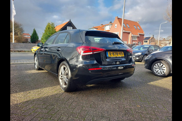 Mercedes-Benz A-Klasse 250 4MATIC MBUX, PANO, AUTOMAAT, NAVI, PDC