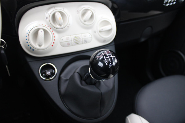 Fiat 500 1.0 Hybrid 70PK DOLCEVITA | NAVIGATIE | PANORAMISCH SCHUIF/KANTEL DAK | APPLE CARPLAY/ANDROID AUTO | PARKEERSENSOREN | CRUISE CONTROL | LICHT/REGEN SENSOR | LICHTMETALEN VELGEN 16" "COLLEZIONE | HALF LEDEREN BEKLEDING | DIGITAAL INTRUMENTENPANEEL |
