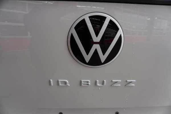 Volkswagen ID. Buzz Cargo L1H1 77 kWh 204PK Elektrisch Automaat Nr. V083 | Airco | Adapt. Cruise | Navi | Camera | Trekhaak