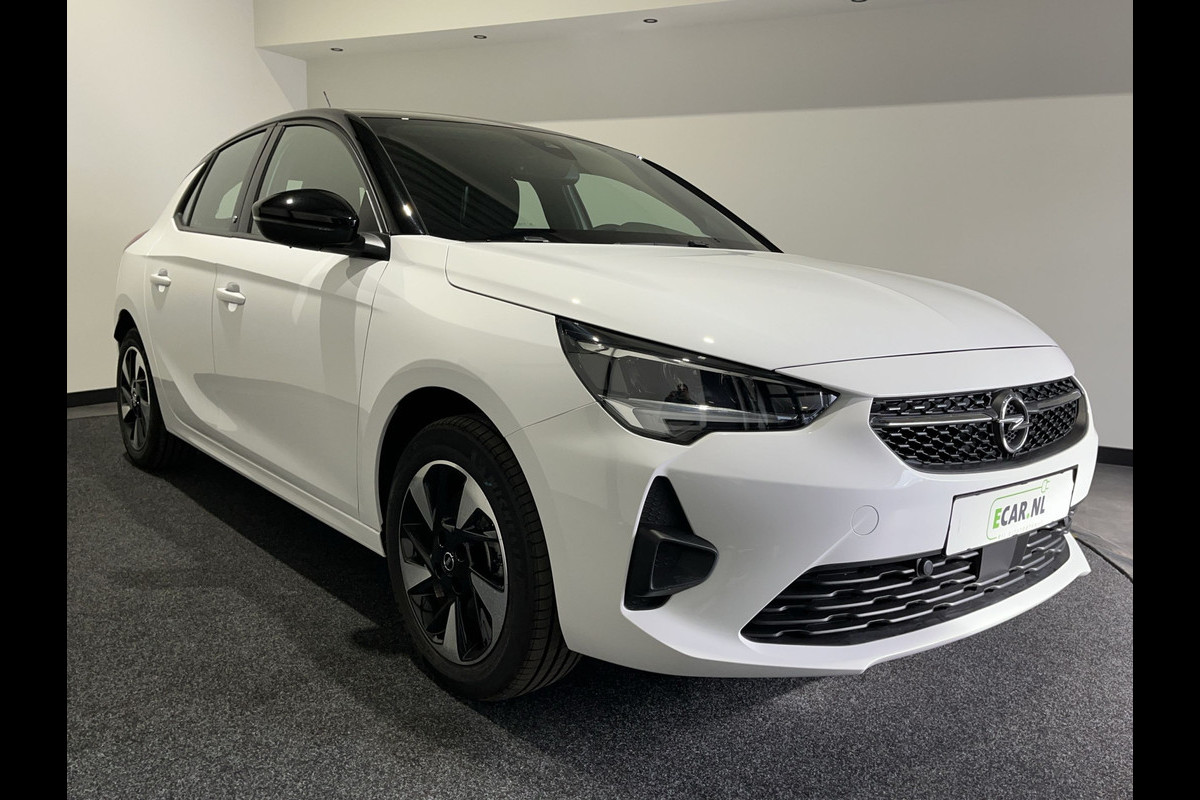 Opel CORSA-E Elegance 50 kWh | 3-Fase | Parkeersensoren | Camera | Mirror Link | Privacy Glass | LM Velgen