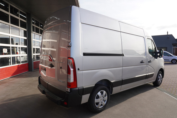 Renault Master T33 2.3 dCi 135PK L2H2 Comfort Nr. V080 | Airco | Cruise | Betimmering