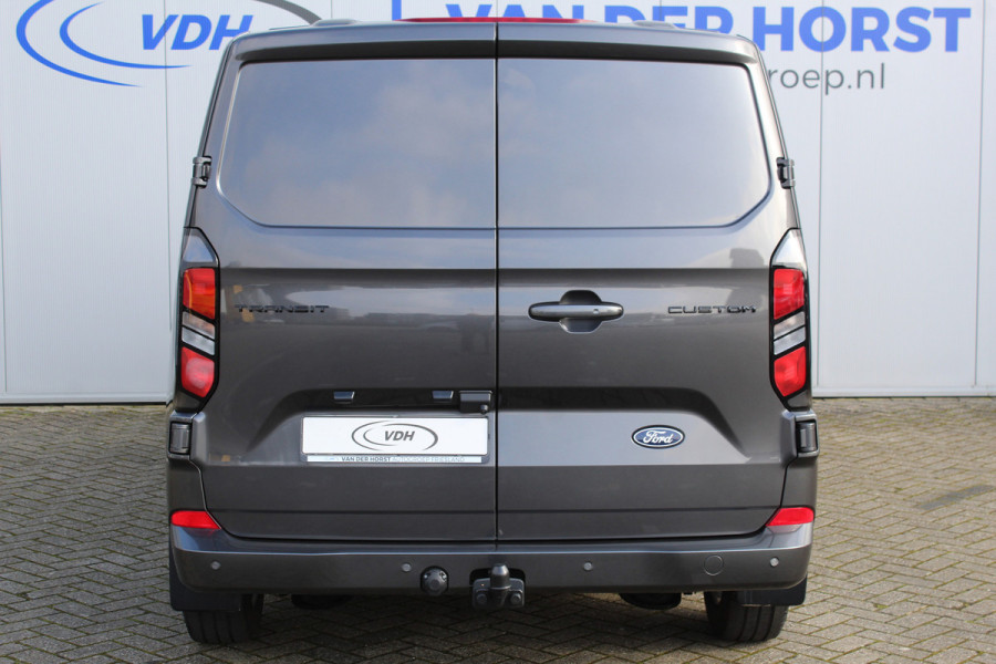 Ford Transit Custom 320 2.0-136pk TDCI L2H1 Limited. NIEUW MODEL ! Overtuig u van de rijkwaliteiten van dit nieuwe model Ford Transit Custom ! Volautm. airco, metallic lak, LM wielen, 3-zits, stoel-, spiegel- en voorraamverw., navigatie, telefoonvoorb., Apple Carplay/Android auto etc.