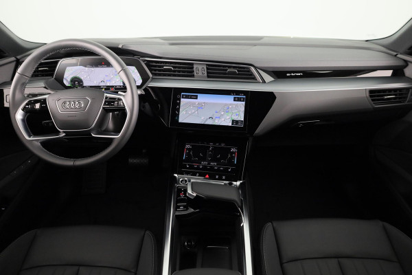 Audi e-tron Advanced edition plus e-tron 55 300kw/408pk 95Kwh Navigatie | 20 inch Lichtmetalen velgen | Privacy glas |