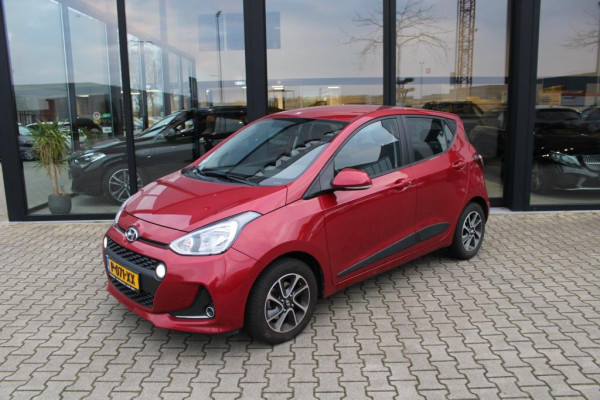 Hyundai i10 1.2i 4 cilinder navigatie pdc Bovag garantie