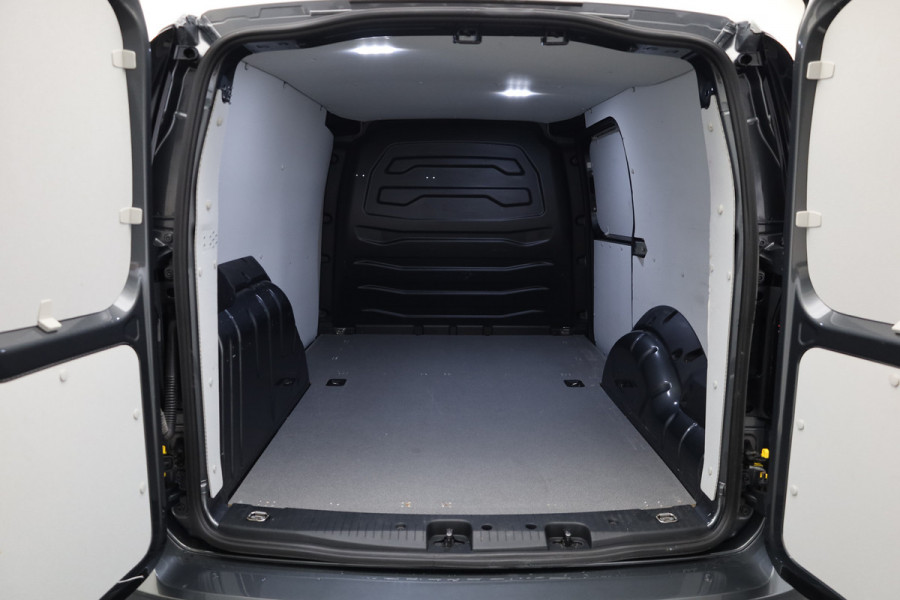 Volkswagen Caddy Cargo Maxi 2.0 TDI DSG 1st Edition LED, ACC, Camera, Apple Carplay, PDC, Trekhaak, 17''