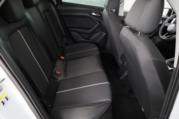 Audi A1 Sportback 25 TFSI Advanced edition 95pk | 18 inch Lichtmetalen velgen | Optiekpakket zwart | Parkeersensoren |2-zone airconditioning