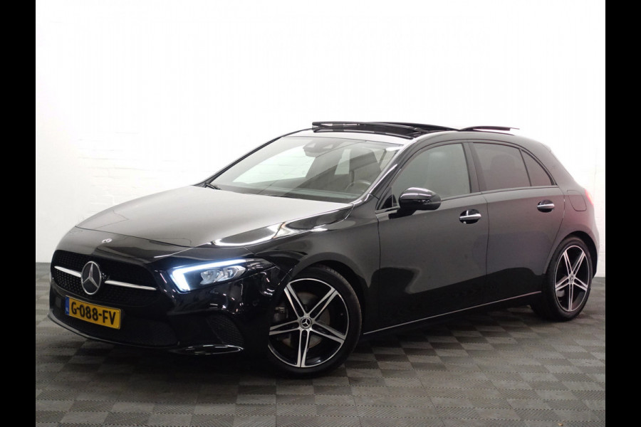 Mercedes-Benz A-Klasse 220 AMG Premium 191Pk Aut- Panodak I Navi I Sfeerverlichting I Xenon Led I Camera