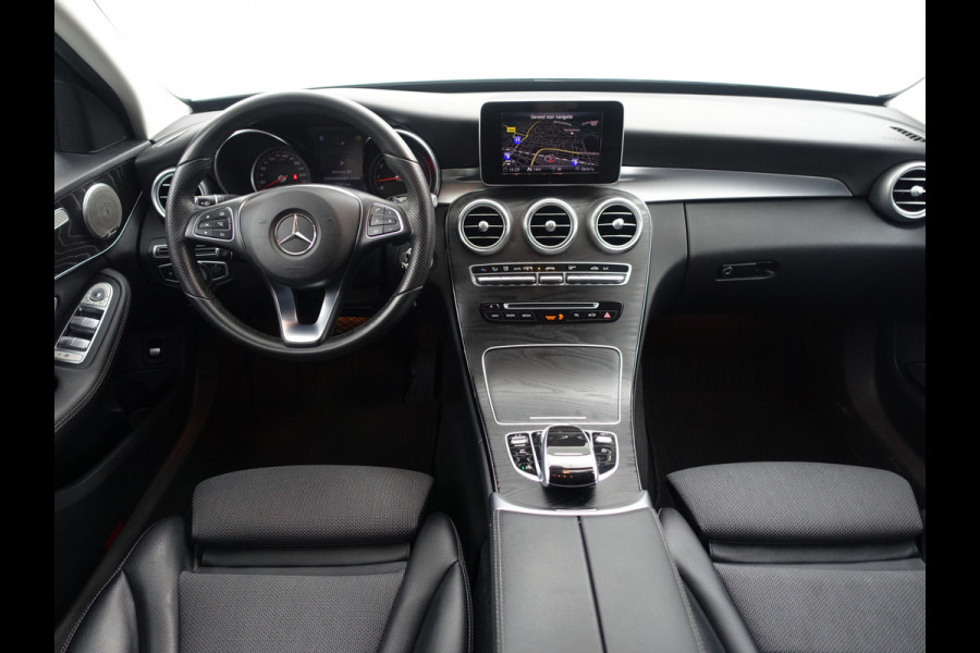 Mercedes-Benz C-Klasse 180 157PK AMG Night Edition Aut- Xenon Led I Burmester I Stoelverwarming I Camera I Dynamic Select