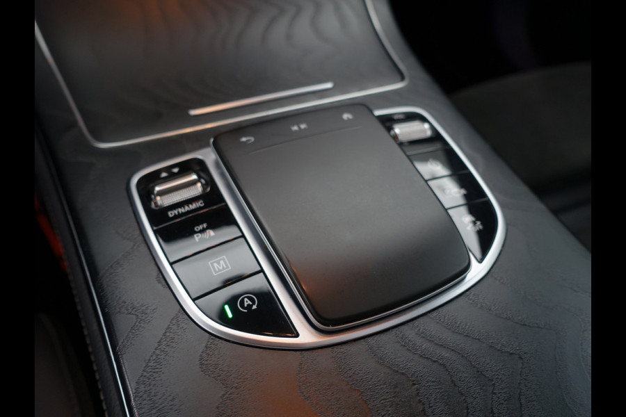 Mercedes-Benz GLC 200 AMG Night Edition Aut- Nieuw Model I Panodak I Virtual Cockpit I Treeplanken I Sfeerverlichting I Xenon Led