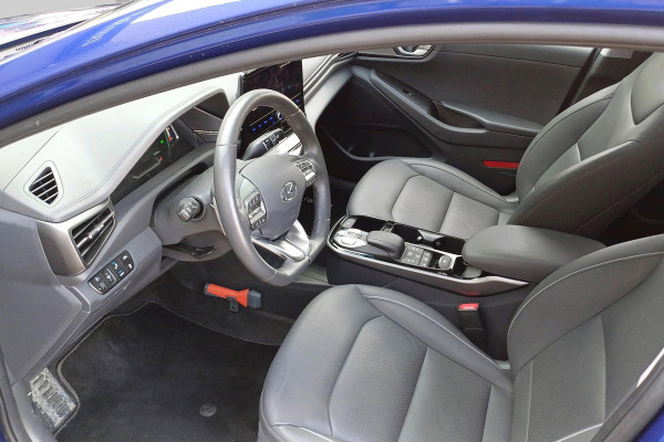 Hyundai IONIQ Premium EV 38 kWh | navigatie | lederen bekleding | schuifdak